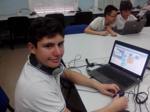 clase extraescolar de programación con Scratch. Colegio Aristos.