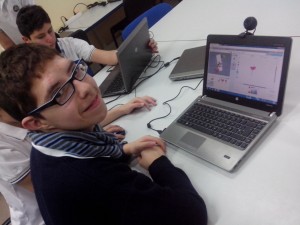 clase extraescolar de programación con Scratch. Colegio Aristos.