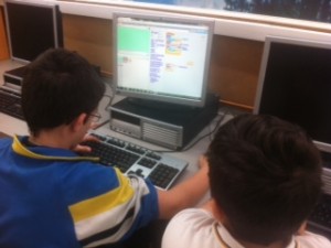 Clase extraescolar de programación con Scratch